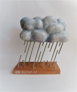WOLK Beeld wolk van blauwe albast en metaal